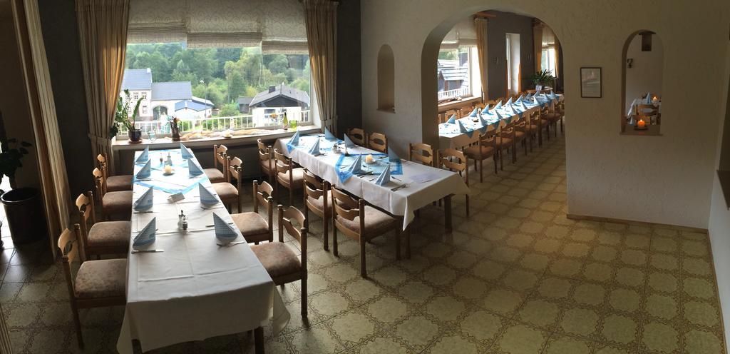 Hotel Haus Kylltal Zendscheid Eksteriør bilde